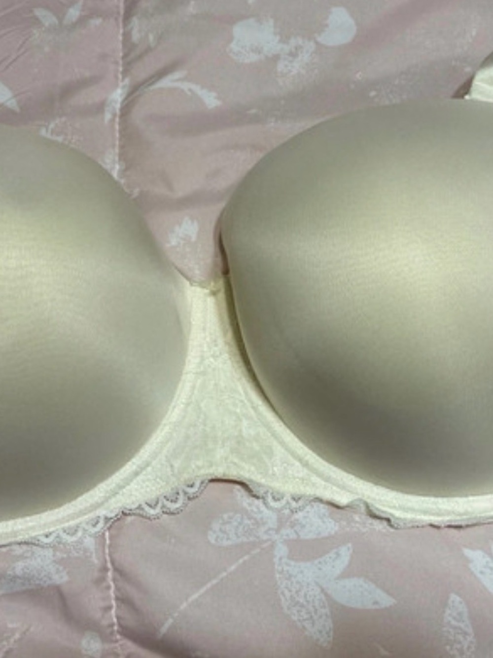 Torrid Size 50 DD Smooth Underwire Bra - Cream